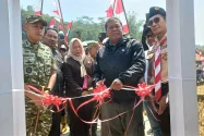 Bupati dan Dandim Majalengka Resmikan Jembatan Perintis Garuda Merah Putih