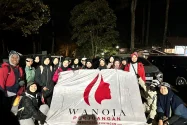 Wanoja Perjuangan dan Santri Kibarkan Bendera di Atap Jawa Barat