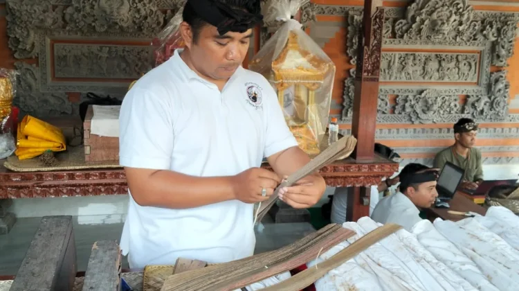 Disbud Bali Identifikasi 179 Lontar Warisan Gria Purnawati di Gianyar