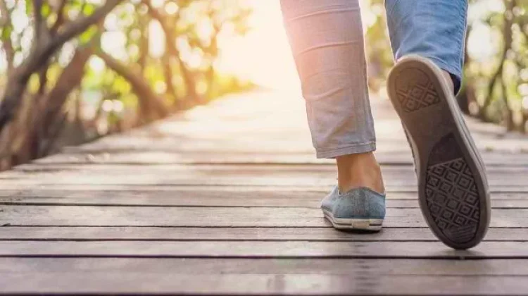 Manfaat Jalan Kaki bagi Kesehatan Tubuh