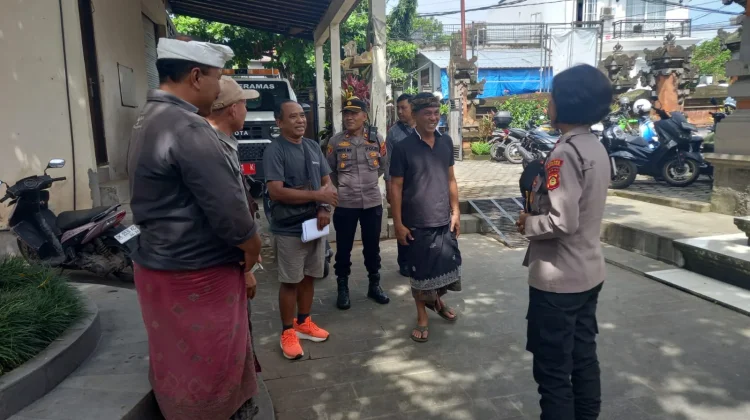 Jaga Kamtibmas Bulan Ramadhan, Kapolsek Blahbatuh Sambangi Desa