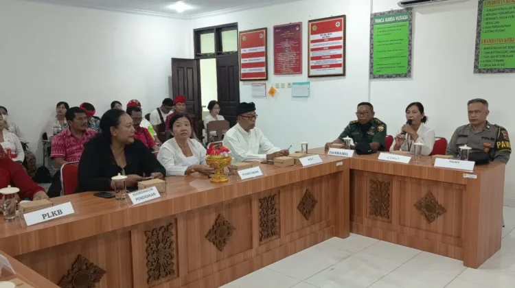 TNI Dukung Program Kesehatan dan Pendidikan