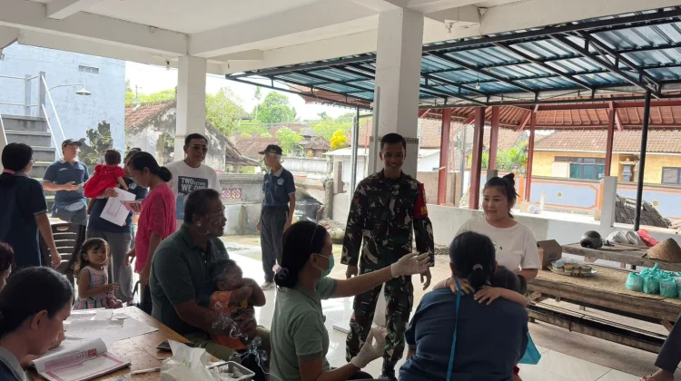 Babinsa Dampingi Posyandu ILP Semarapura Kauh