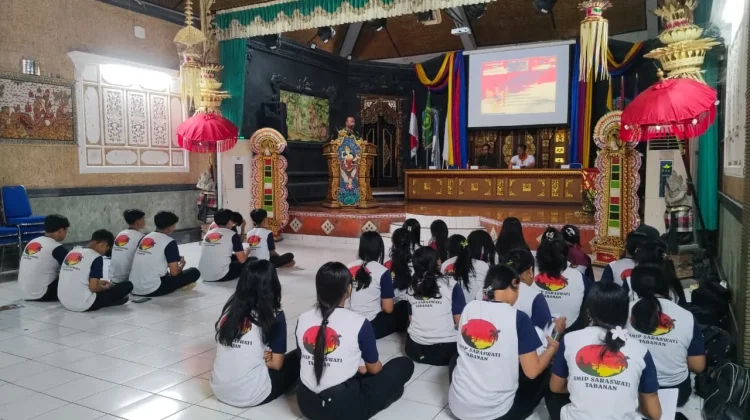 Danramil Tabanan Tanamkan Wawasan Kebangsaan bagi Generasi Muda
