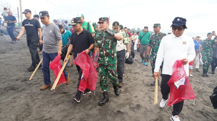 Kodam Udayana Dukung Gerakan Bali Bersih Sampah