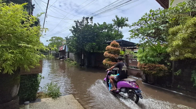 Warga Bhineka Jati Jaya Kuta Khawatirkan Banjir Terulang