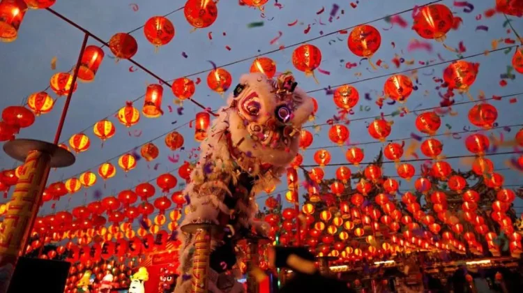 Umat Khonghucu Sambut Cap Go Meh