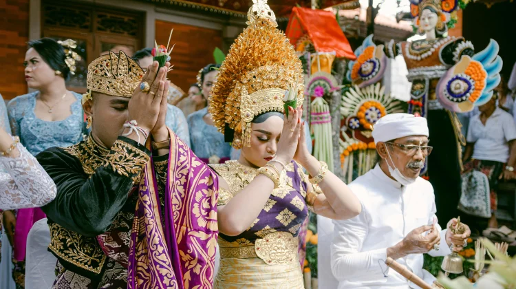 Ritual Tri Upasaksi Jadi Kunci Sah Pernikahan Hindu