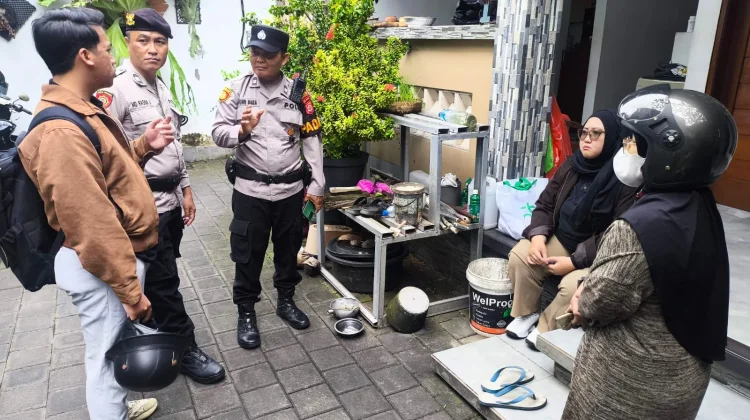 Tindaklanjuti Laporan 110, Polsek Densel Tangani Laka Lantas