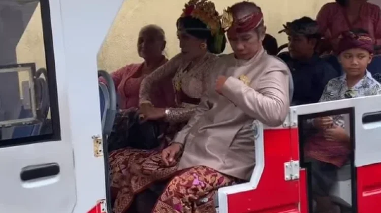 Shuttle Pengantin Desa Adat Intaran, Solusi Pernikahan Tanpa Macet di Sanur