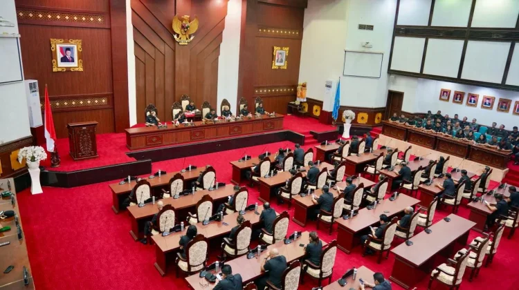 Sidang Paripurna DPRD Gianyar, Bupati Sampaikan LKPJ Tahun Anggaran 2025