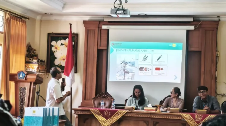 PLN Edukasi Warga Soal Keselamatan Listrik dan Promo Tambah Daya Ramadan