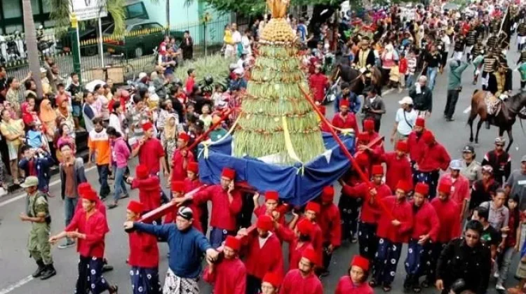 Tradisi Lebaran di Berbagai Daerah Indonesia yang Unik