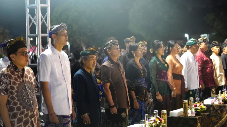 Buka Lomba Ogoh-Ogoh Antar Kecamatan, Bupati Satria Apresiasi Karya Seni Pemuda