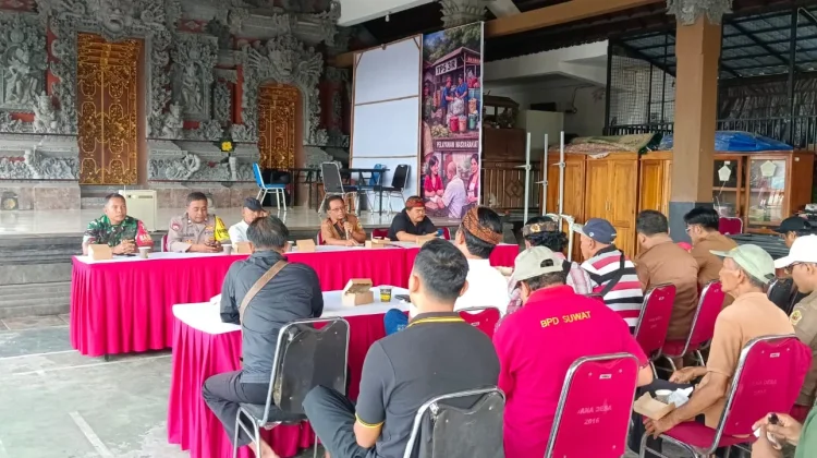 Sinergi Aparat dan Desa Adat Suwat Jaga Kondusivitas Jelang Nyepi