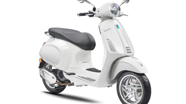 Vespa Sprint dan Primavera 2026 Bermesin 180cc dengan Harga Sama