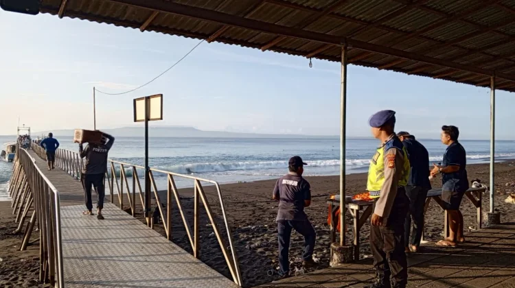 Sat Polairud Polres Klungkung Intensifkan Pengamanan di Pelabuhan Tribuana
