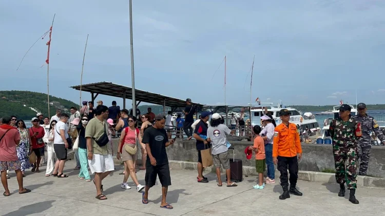 Kodim Klungkung Monitor Arus Mudik Lebaran di Nusa Penida
