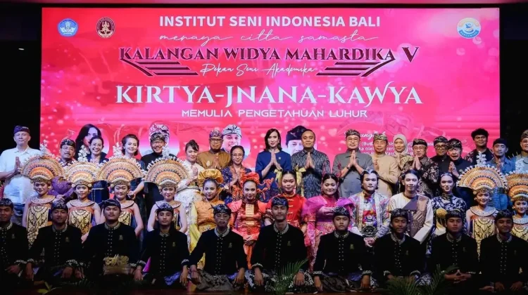 Menpar Apresiasi ISI Bali Perkuat Daya Tarik Wisata