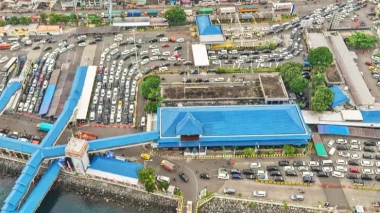 Ketapang Membeludak, ASDP Pastikan Arus Balik Terkendali