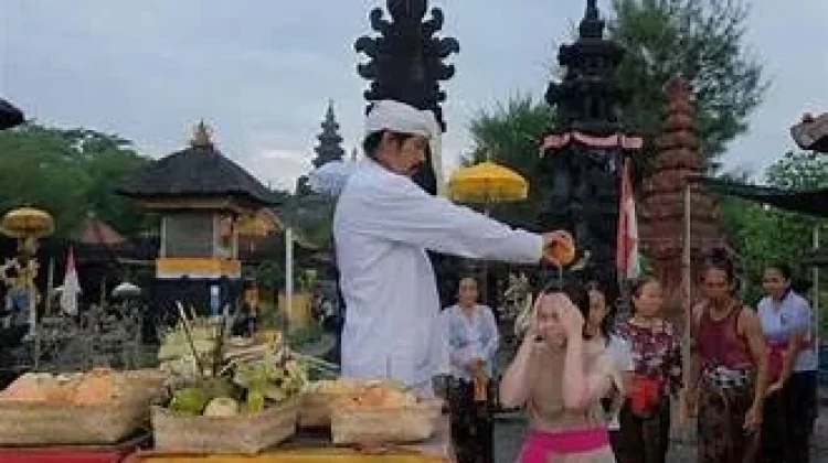 Pagerwesi Memperkuat Benteng Diri Dari Pengaruh Buruk