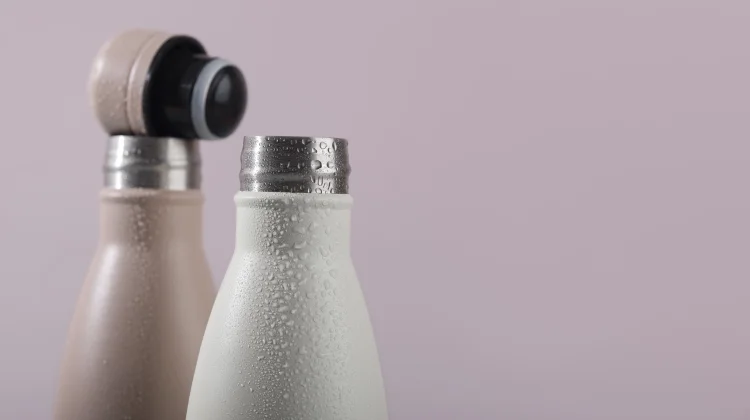 Alasan Ilmiah Mengapa Botol Minum Pribadi Wajib Dicuci Setiap Hari