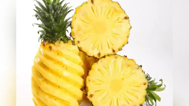 Nanas, Buah Tropis Kaya Nutrisi dan Manfaat