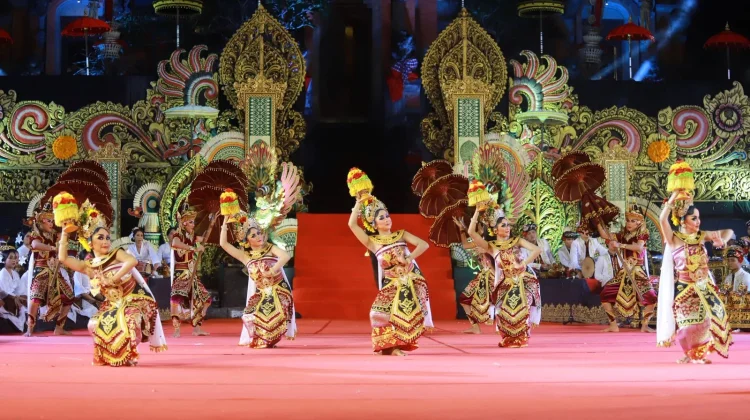 Barungan Agung, Kolaborasi Empat Sekaa Hipnotis Penonton