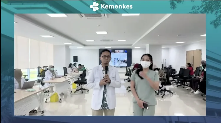Kemenkes Kick Off Imunisasi MR bagi Tenaga Medis dan Kesehatan