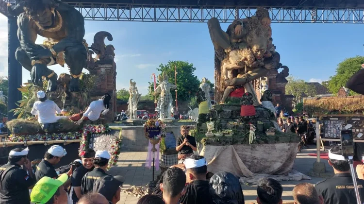 "Tugu Mayang" Raih Juara I Lomba Ogoh-ogoh Tingkat Kabupaten Gianyar