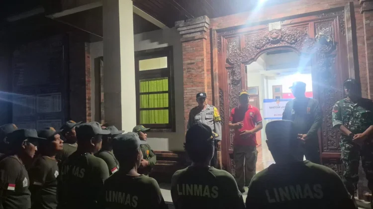 Bhabinkamtibmas Desa Jumpai bersama Tiga Pilar Laksanakan Pendataan Duktang