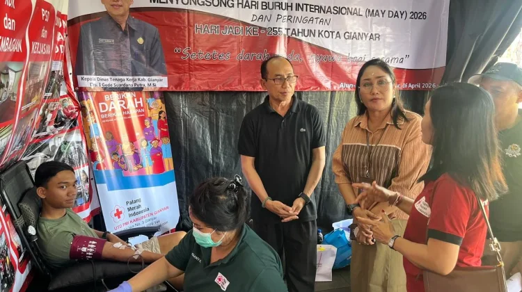 Semarak May Day, Disnaker Gianyar Gelar Aksi Donor Darah