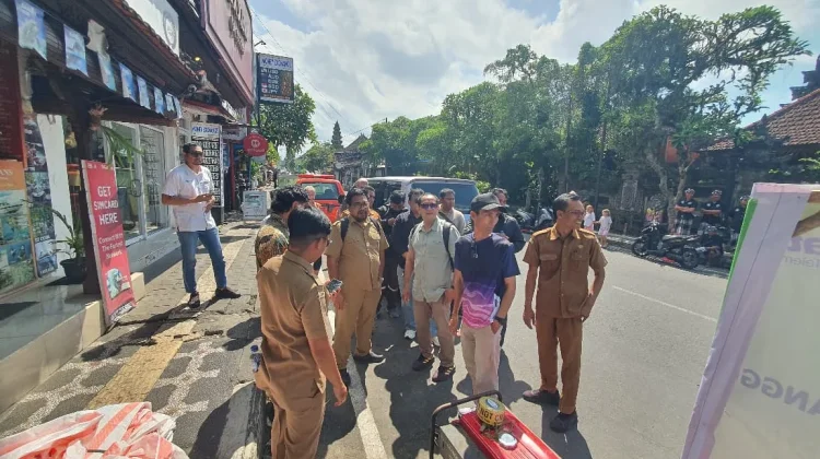 Gianyar dan APJATEL Groundbreaking Penataan Kabel Utilitas di Ubud