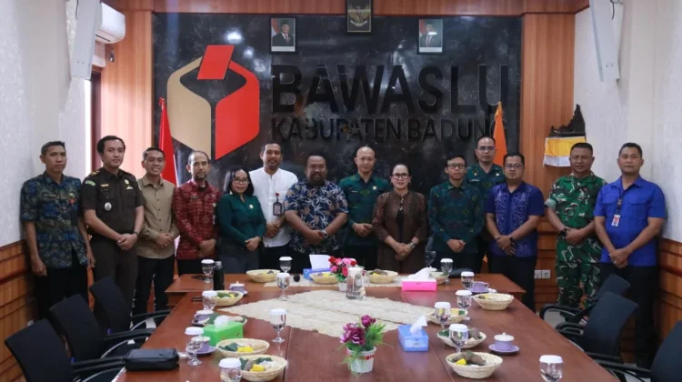 Menata Akar Persoalan Data Pemilih
