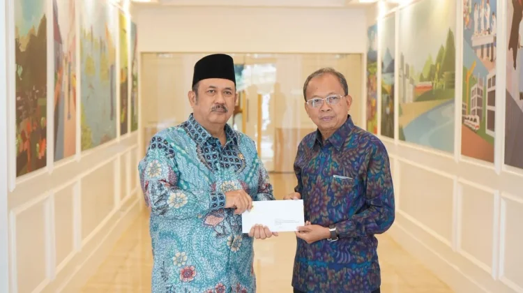 Gubernur Koster Pastikan Infrastruktur Bali Segera Dibangun
