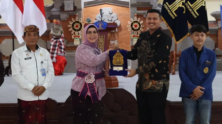 Kemenkum Bali Edukasi  Praktik Hukum Kepada Mahasiswa FH Universitas Semarang