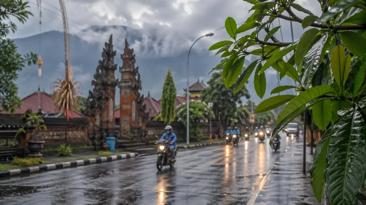 Kemarau Belum Stabil, BMKG Sebut Hujan Masih Berlanjut Sepekan ke Depan