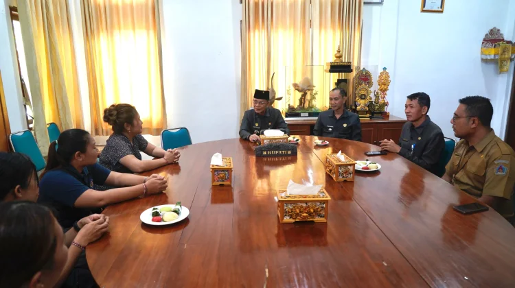 Bupati Satria Berikan Motivasi kepada Calon Pekerja Migran Indonesia