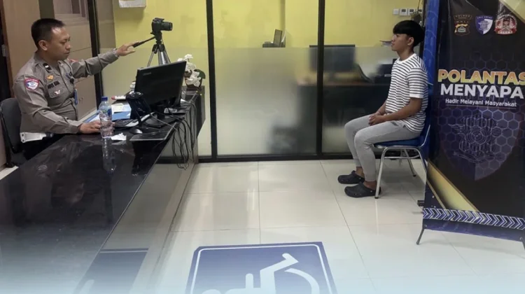 Polantas Menyapa Warnai Pelayanan SIM di Polres Badung