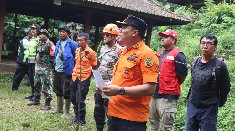 Tim SAR Hentikan Pencarian Lansia Hilang di Gunung Batukaru