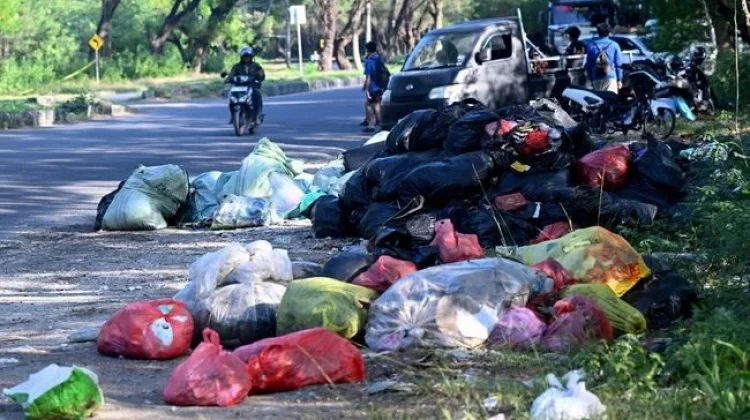 Krisis Sampah Pengaruhi Citra Pariwisata Bali