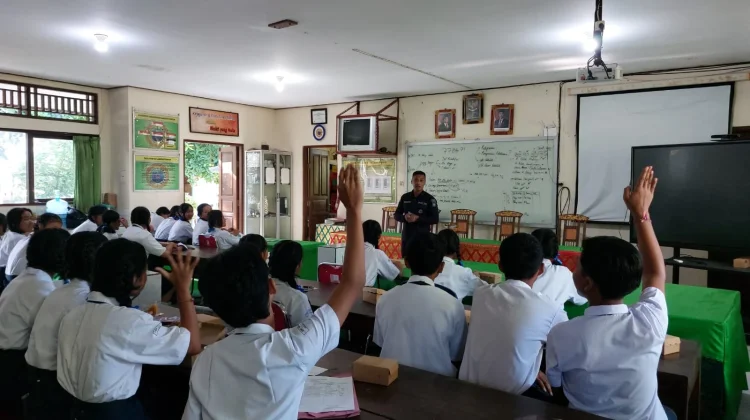 Polres Gianyar Berikan Pembinaan Netizen dan Sosialisasi Anti-Bullying