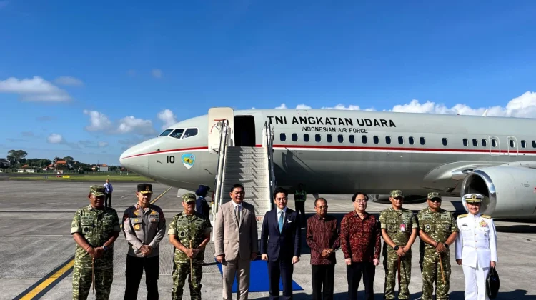 Kapolda Bali Kawal Keberangkatan Menhan RI Jepang