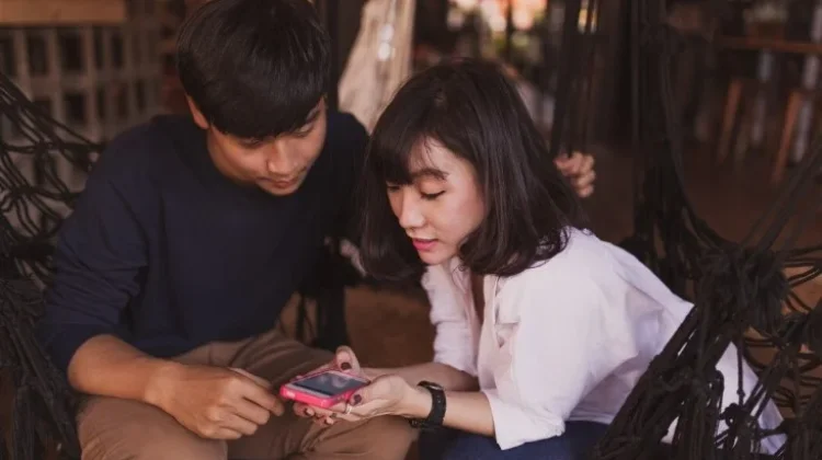 Rahasia Menjaga Cinta Kasih di Era Digital