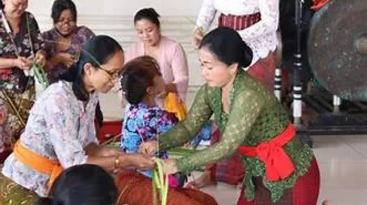 Wanita Hindu di Era Modern: Tetap Tangguh tanpa Meninggalkan Dharma