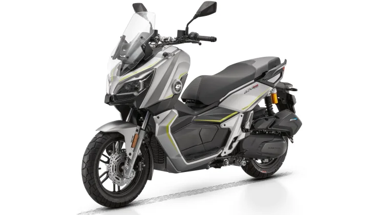 Fort 250 Adventure, Skutik Compact Bertenaga dari QJMOTOR