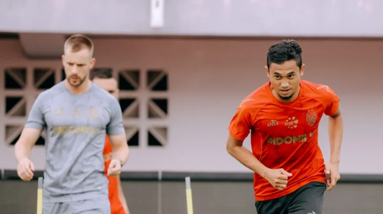 Kapten Bali United, Ricky Fajrin Ingatkan Pemain Muda Jangan Terlena di Sepakbola