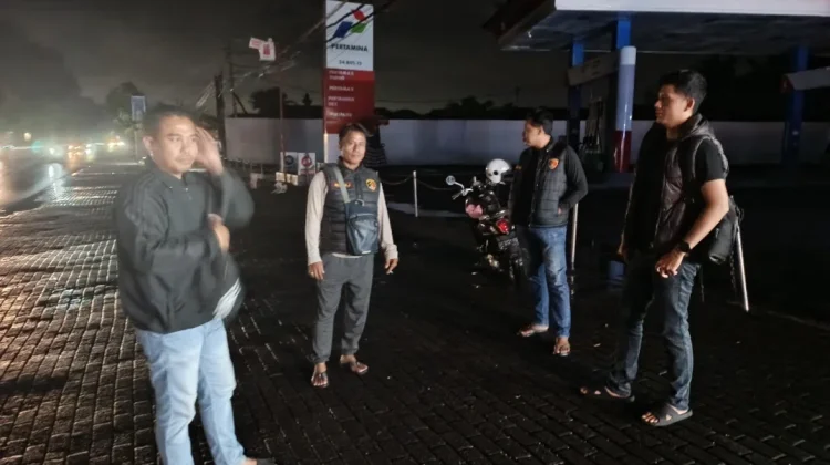 Team Opsnal Polsek Gianyar Antisipasi Premanisme dan Kejahatan di Jam Rawan