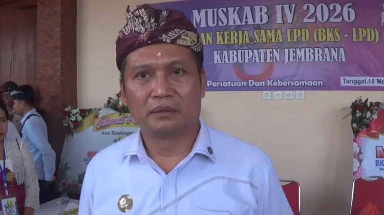 Publik Bingung Jalan Rusak? Bupati Jembrana Buka Suara