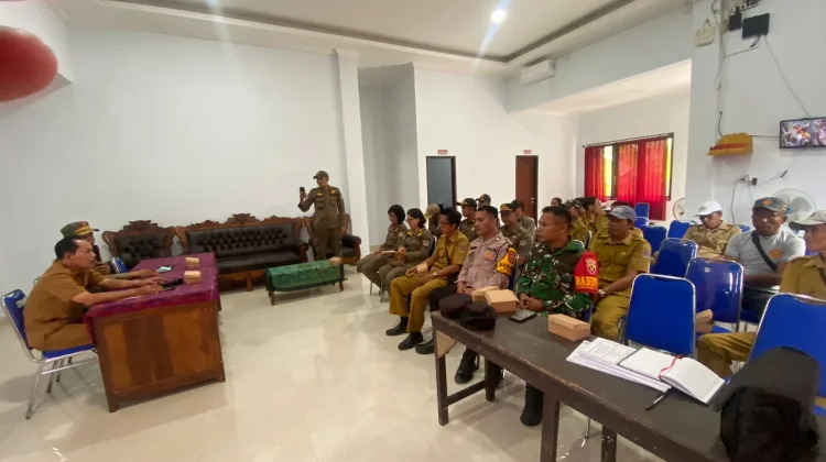 Pemdes Kutampi Perkuat Pembinaan Satlinmas Desa